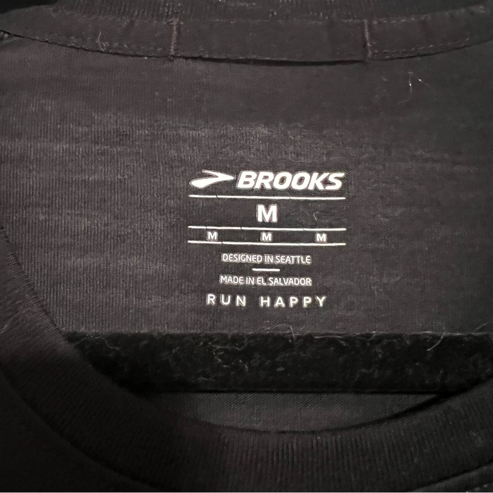 Brooks Black 'Run Hoppy' Graphic Tee - Picture 2 of 7